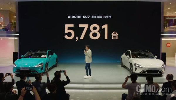 小米SU7上四天的锁数增加了5000多，最新锁数为75723。