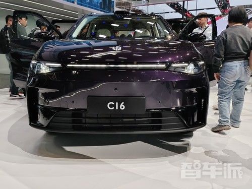 零售版C16在北京车展上首次亮相，全款价格不超过20万英镑。今年6月正式上市。