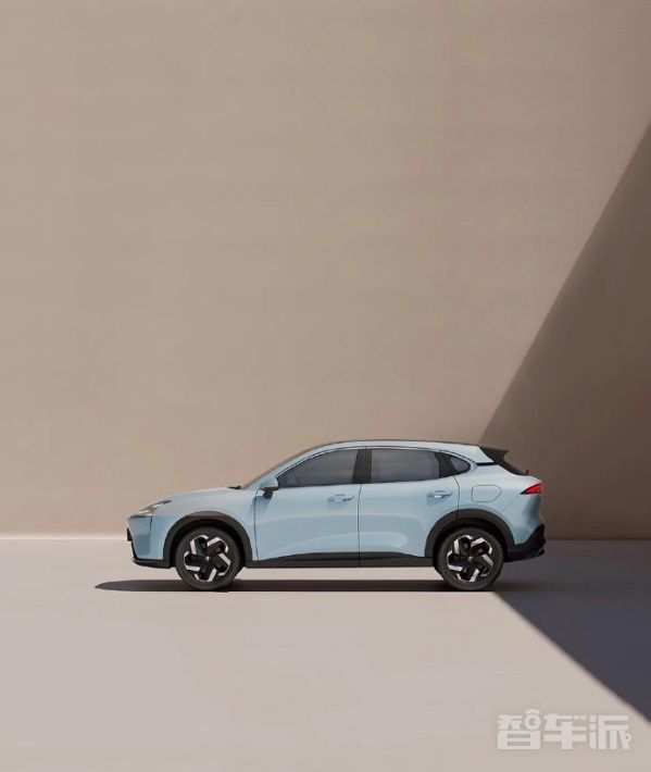 宝骏首款全新SUV海云宣布其电池寿命在第三季度达到600公里。